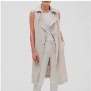 Barely worn Banana Republic Soft Trench Vest